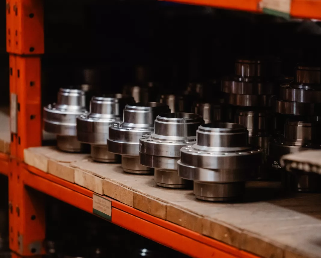 Spare parts in kast